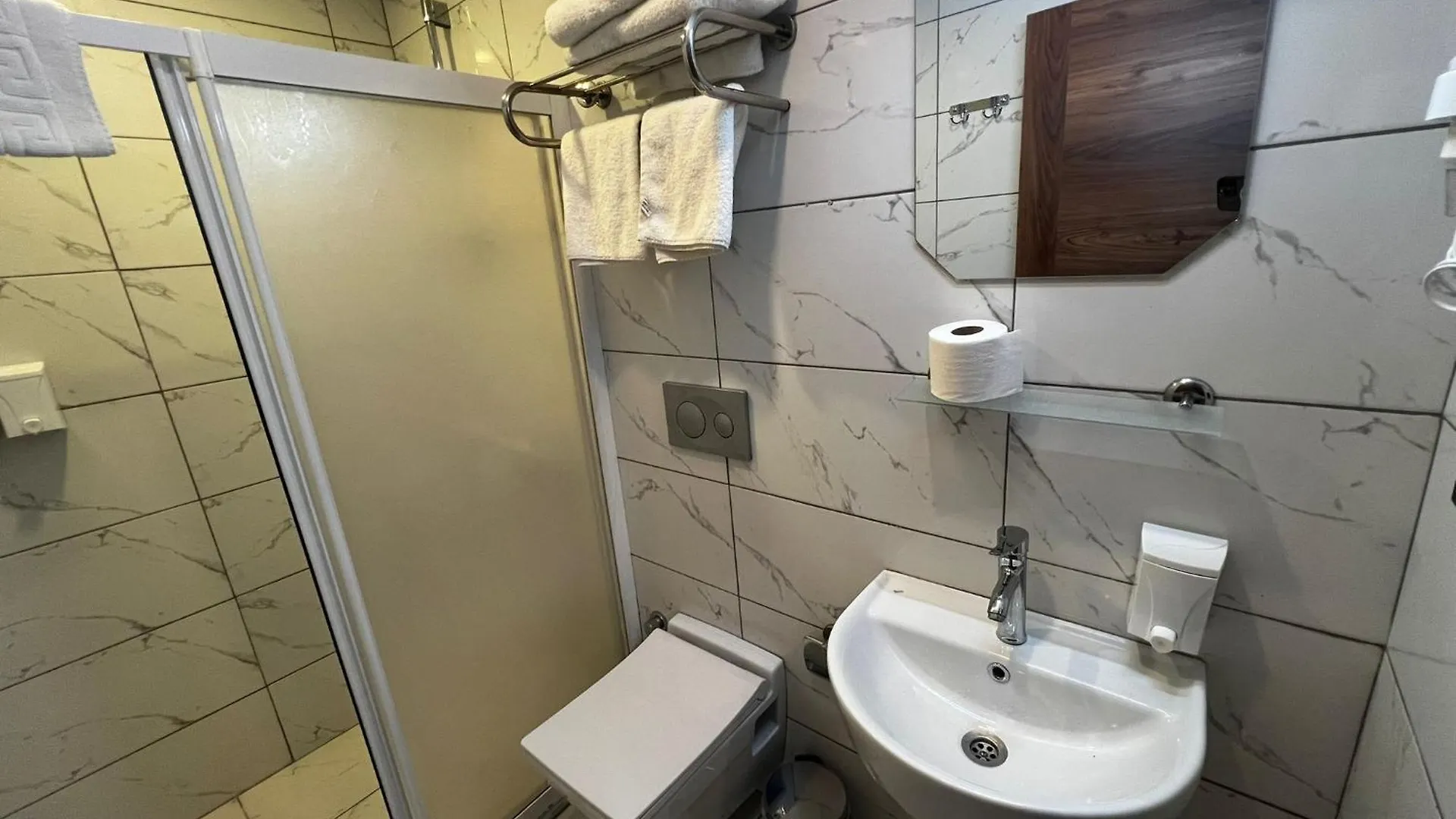 فندق Lilyum Otel Taksim اسطنبول